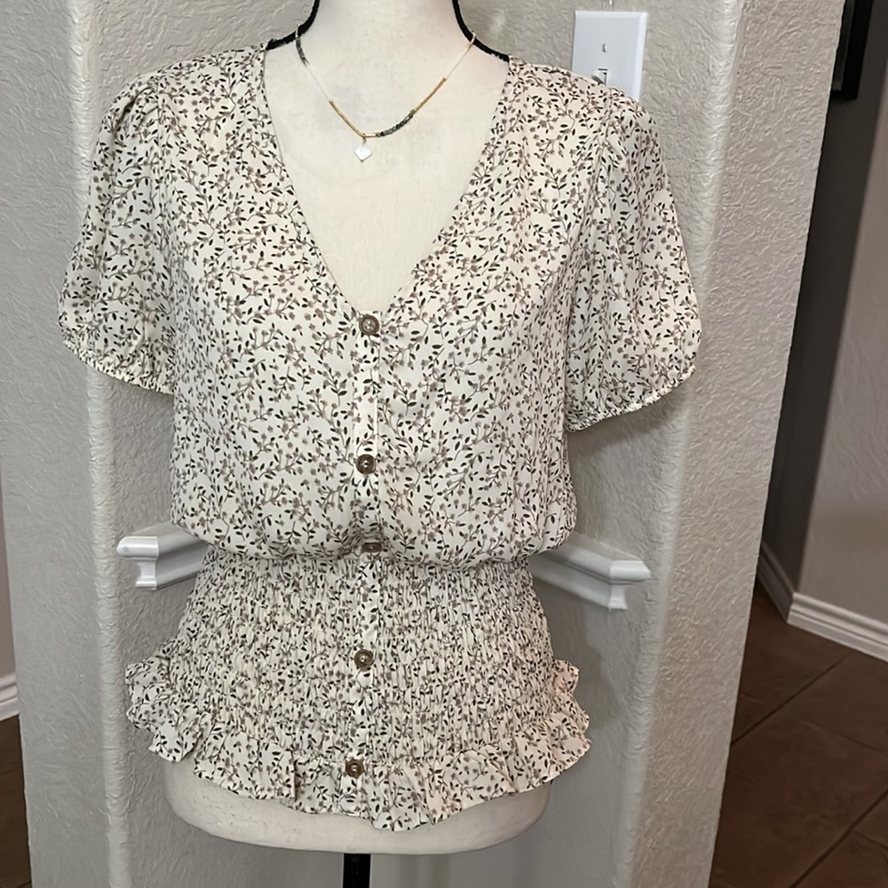Sienna Sky pink & green floral top Size M
